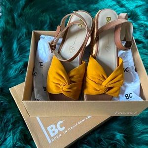 Modcloth wedge sandals